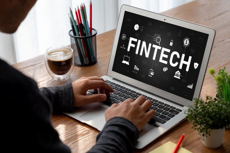 What Is FintechZoom.com